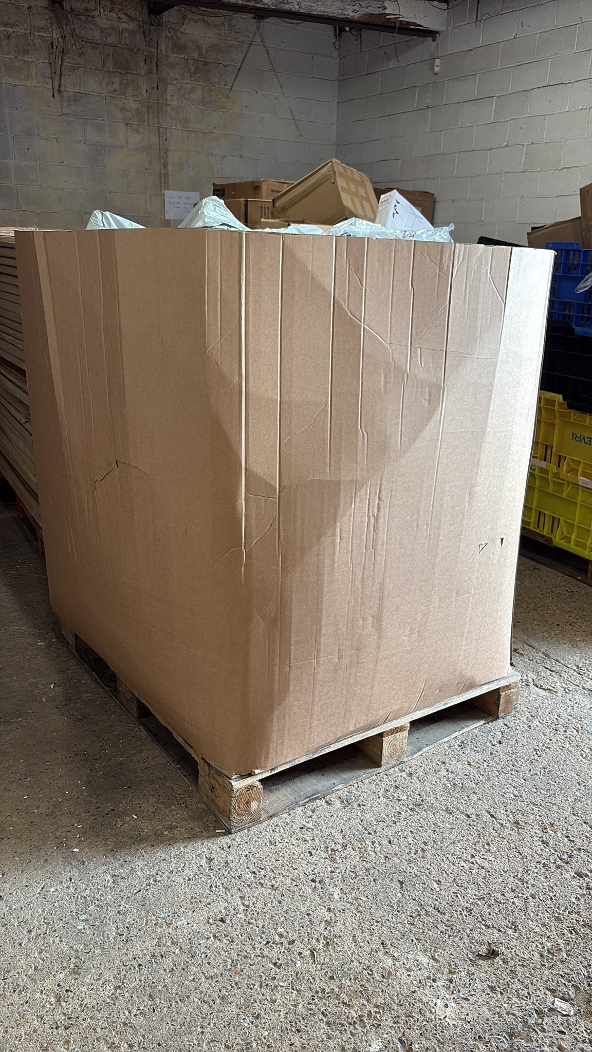 Amazon General Pallet
